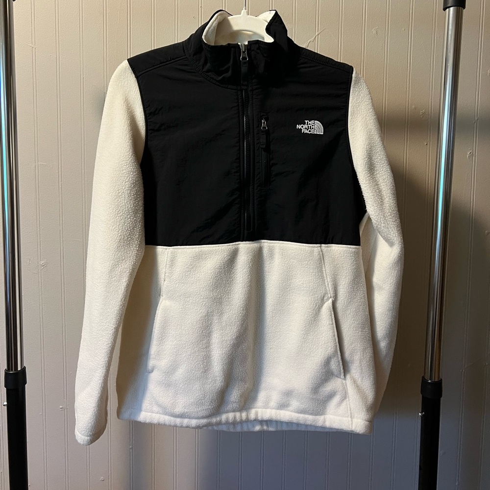 The North Face Women's Cream/Black Polyester 1/4 Zip Pullover -  Size Small